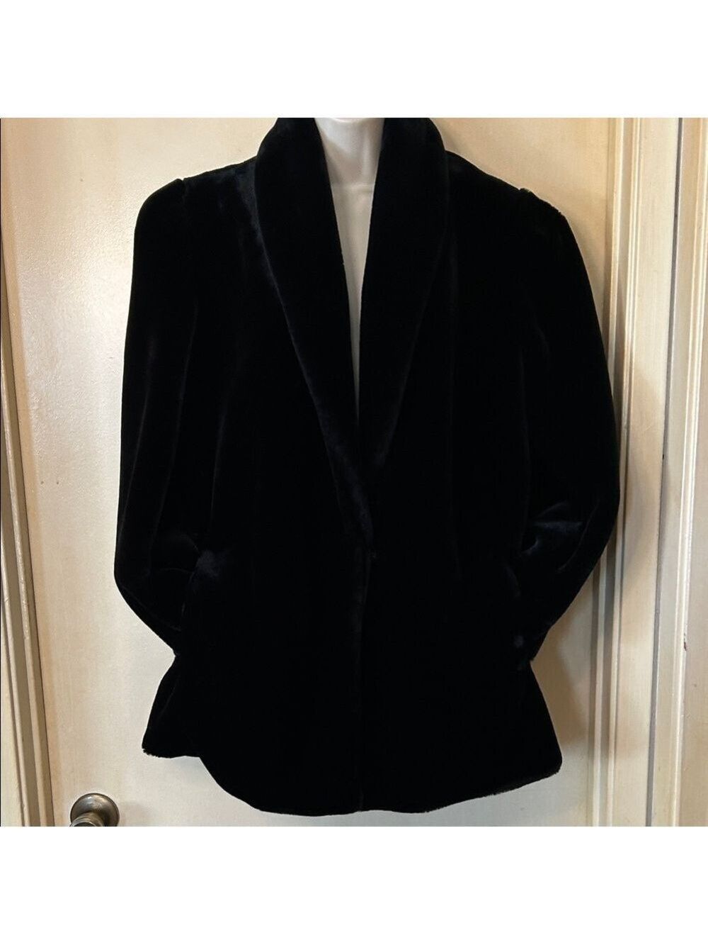 Sajon Vintage Plush Black Teddy Coat with Elegant Shawl Collar size M - Picture 4 of 10